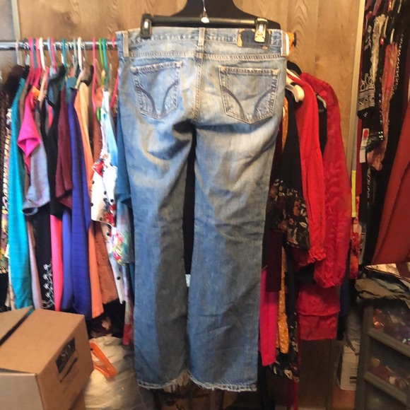 COPY - Hollister Blue Jeans size 5 short - Picture 13 of 14